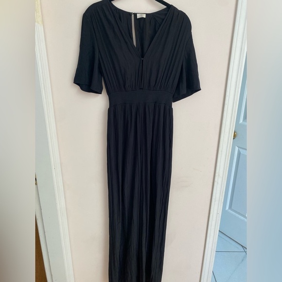 Aritzia Jumpsuit - Picture 4 of 8